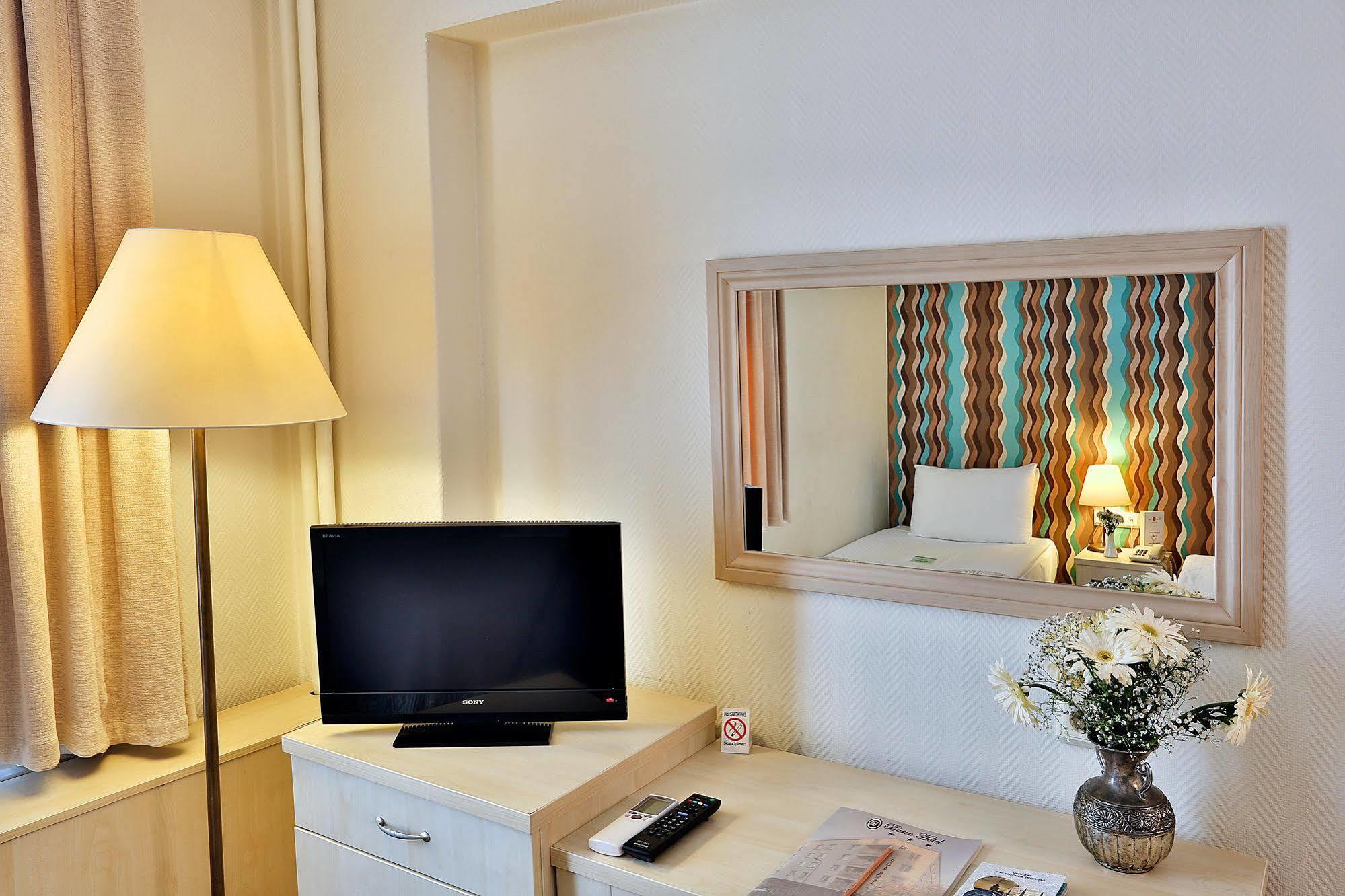Barin Hotel Istanbul Exteriör bild